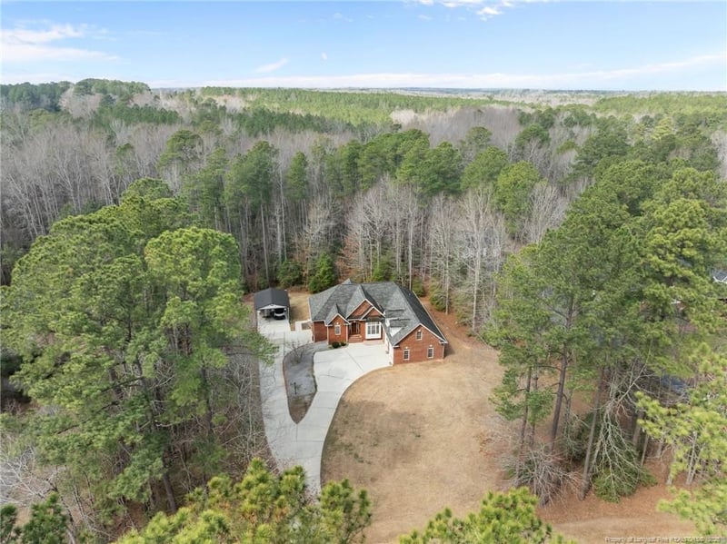 248 Raccoon Ct, Sanford, NC 27330