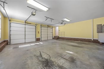 248 Raccoon Ct, Sanford, NC 27330