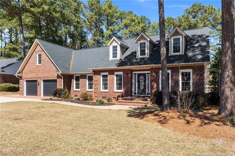 248 Shawcroft Rd, Fayetteville, NC 28311