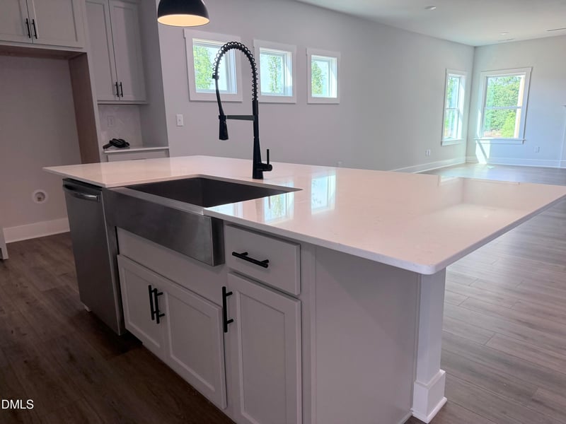 248 Sweetfern Ln, Zebulon, NC 27597