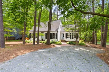 2481 Foxwood Dr, Chapel Hill, NC 27514