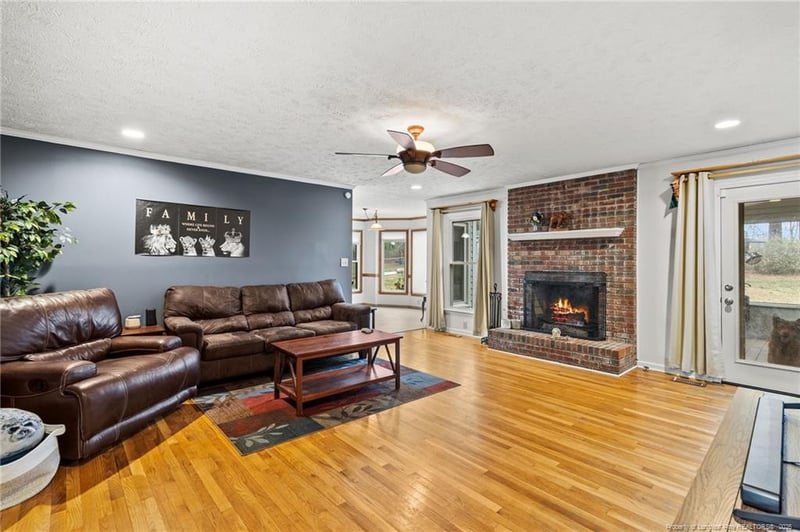 2482 Celtic Dr, Fayetteville, NC 28306