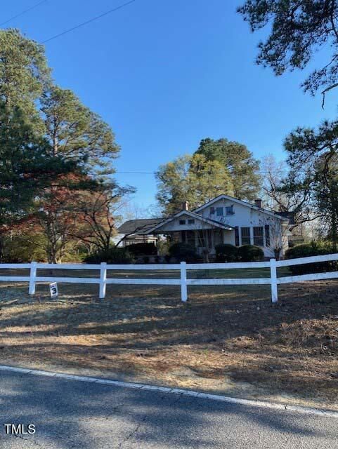 249 Bailey's Crossroads Rd, Benson, NC 27504