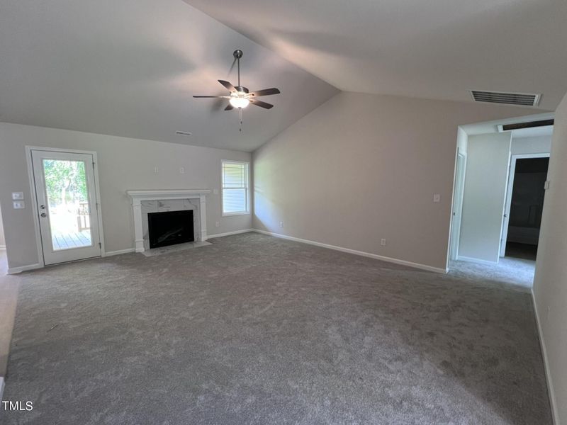 249 Bushel Ln, Willow Springs, NC 27592