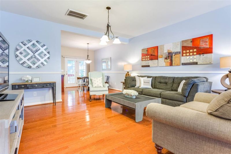 249 Hampshire Downs Dr, Morrisville, NC 27560