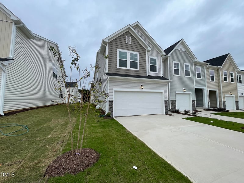 249 Lily Patch Ln, Smithfield, NC 27577