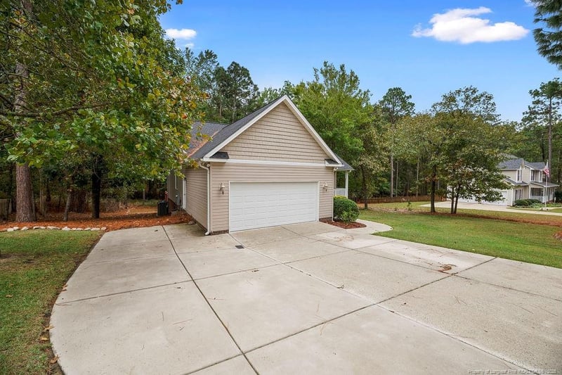 249 Sandpiper Dr, Sanford, NC 27332