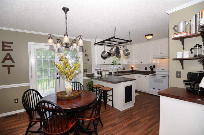 249 Skylar Ln, Four Oaks, NC 27524