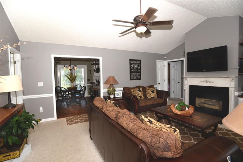 249 Skylar Ln, Four Oaks, NC 27524