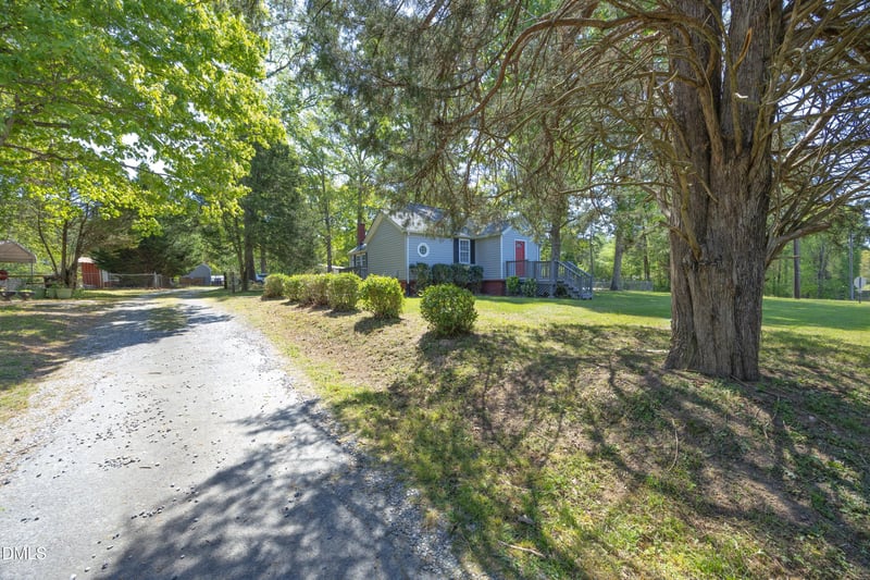 2490 Freshwater Rd, Haw River, NC 27258