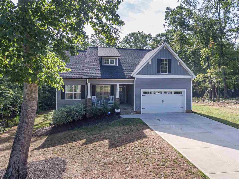 2492 Golden Forest Dr, Franklinton, NC 27525
