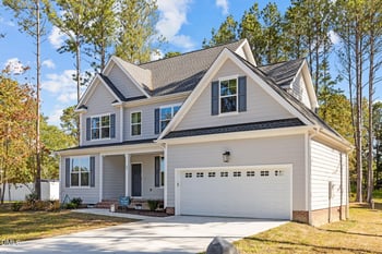 25 Arbor Dr, Youngsville, NC 27596
