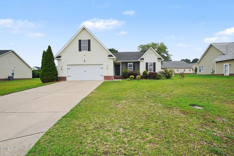 25 Ashcott Dr, Angier, NC 27501