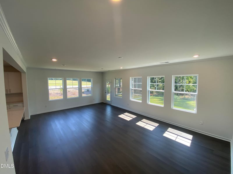 25 Beachcomber Dr, Lillington, NC 27546
