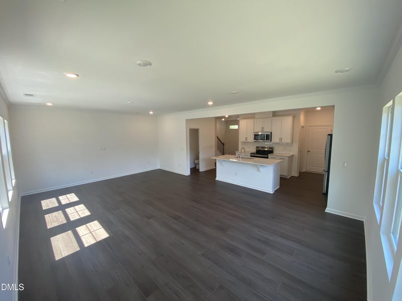 25 Beachcomber Dr, Lillington, NC 27546