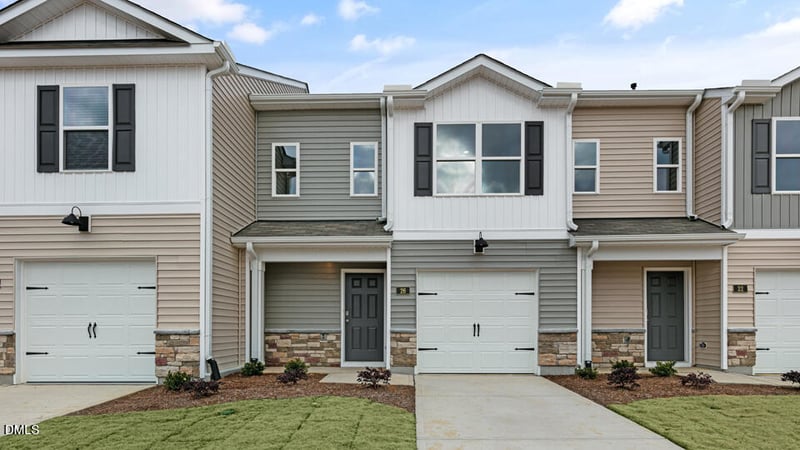 25 Bee Garden Ct, Angier, NC 27501