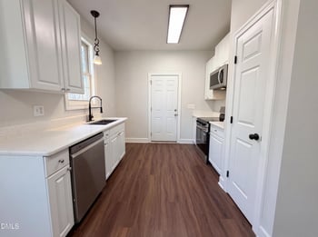 25 Camden Dr, Youngsville, NC 27596