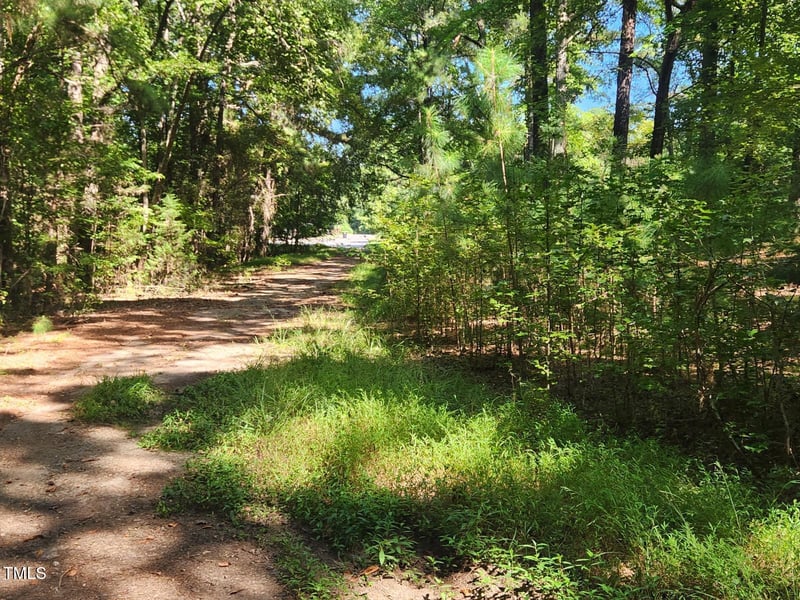 25 Carriage Cir, Louisburg, NC 27549