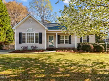 25 Carrington Ave, Franklinton, NC 27525