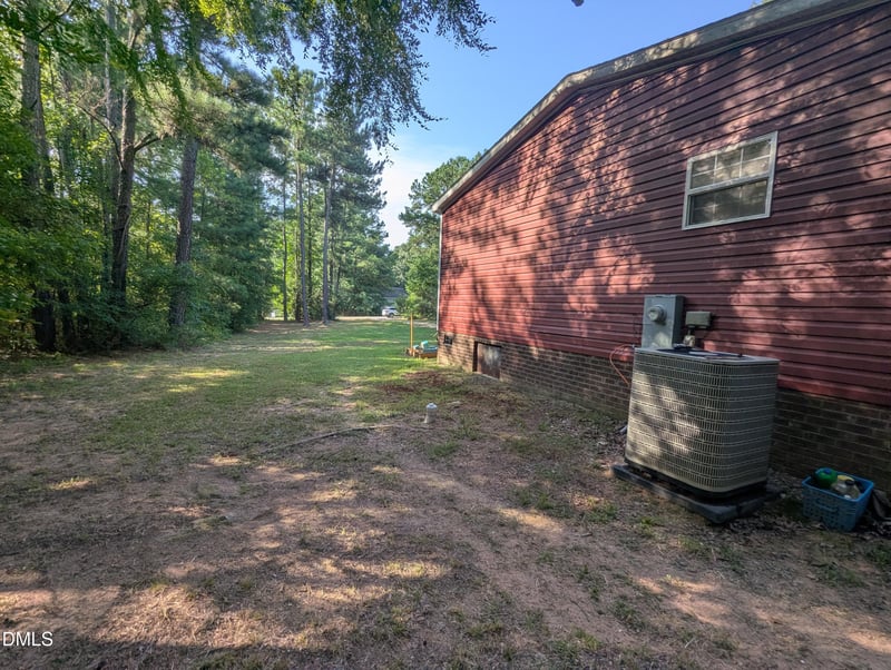 25 Cart Ln, Louisburg, NC 27549