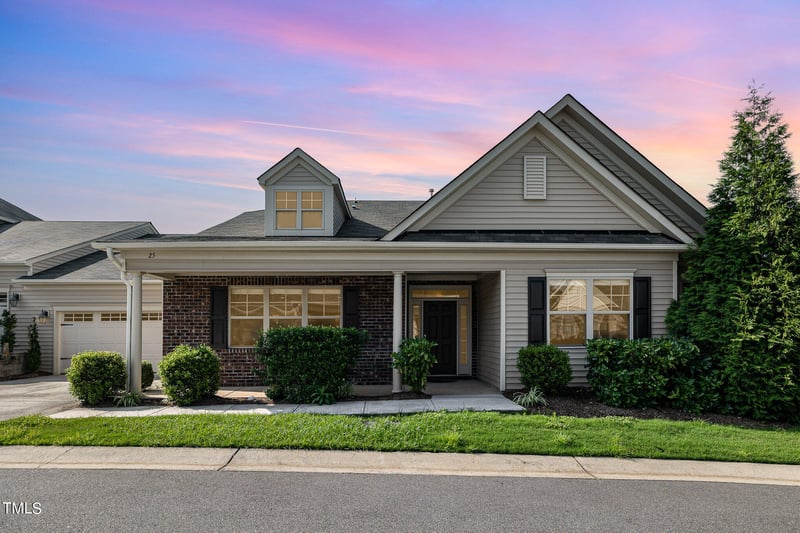 25 W Catalina Ct, Clayton, NC 27527