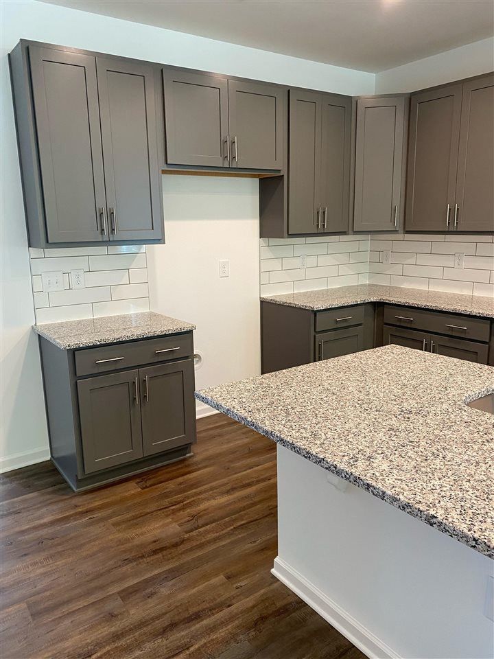 25 Caxton Ct, Clayton, NC 27527