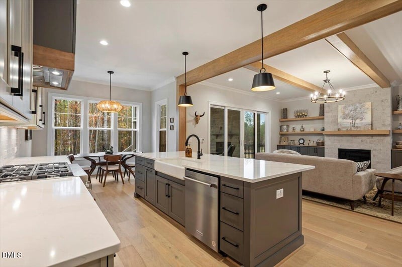 25 Chestnut Oak Dr, Youngsville, NC 27596