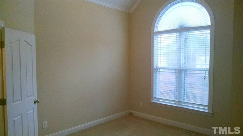 25 Crabtree Ct, Fuquay Varina, NC 27526