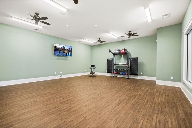 25 Davidson St, Clayton, NC 27527