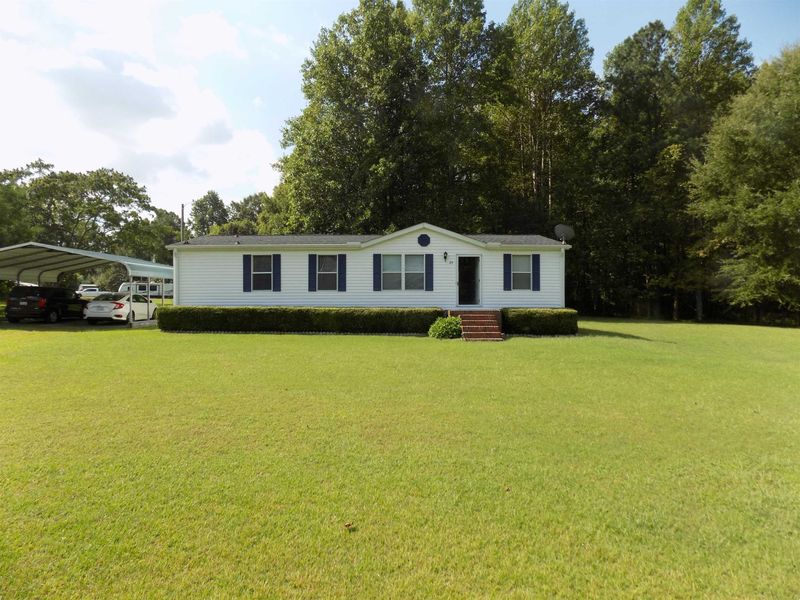 25 Deerland Dr, Zebulon, NC 27597
