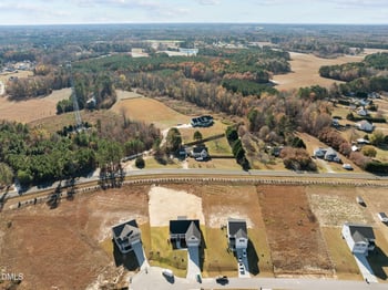 25 Diamond Creek Dr, Zebulon, NC 27597