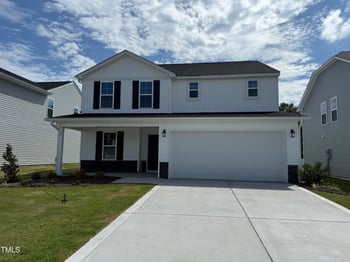 25 Emily Gardens Dr, Selma, NC 27576