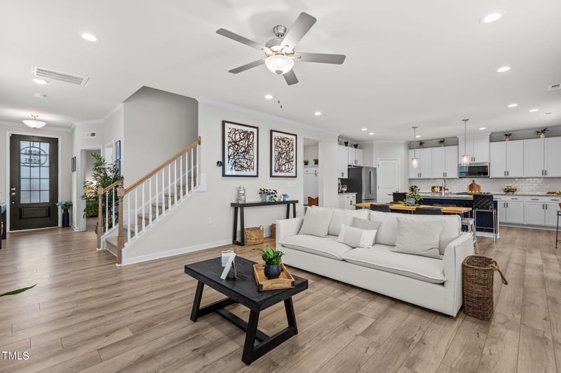 25 Hartford Ln, Fuquay Varina, NC 27526