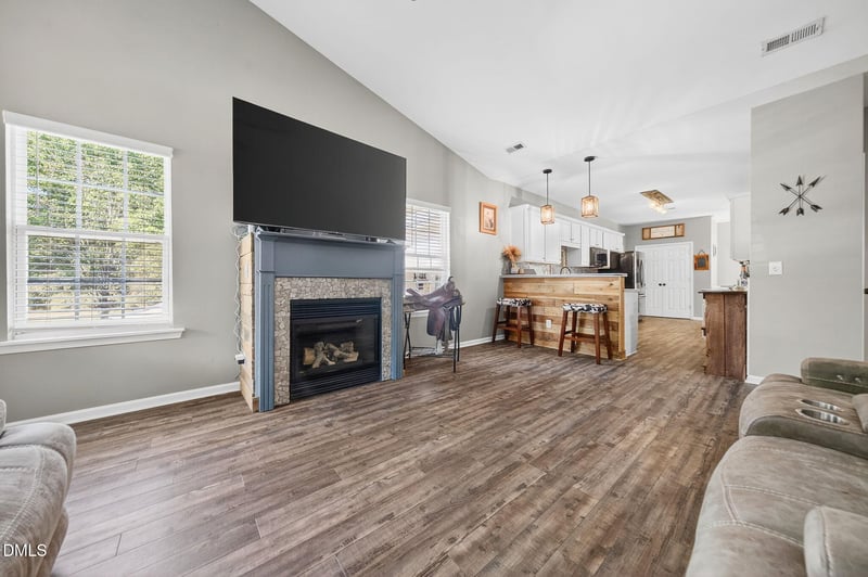 25 Hillside Village Dr, Louisburg, NC 27549