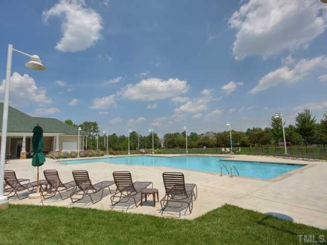 25 Innisfree Ct, Youngsville, NC 27596