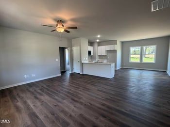 25 Jacobs Ridge Dr, Four Oaks, NC 27524