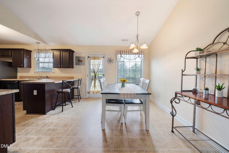 25 Lawrence Ct, Smithfield, NC 27577