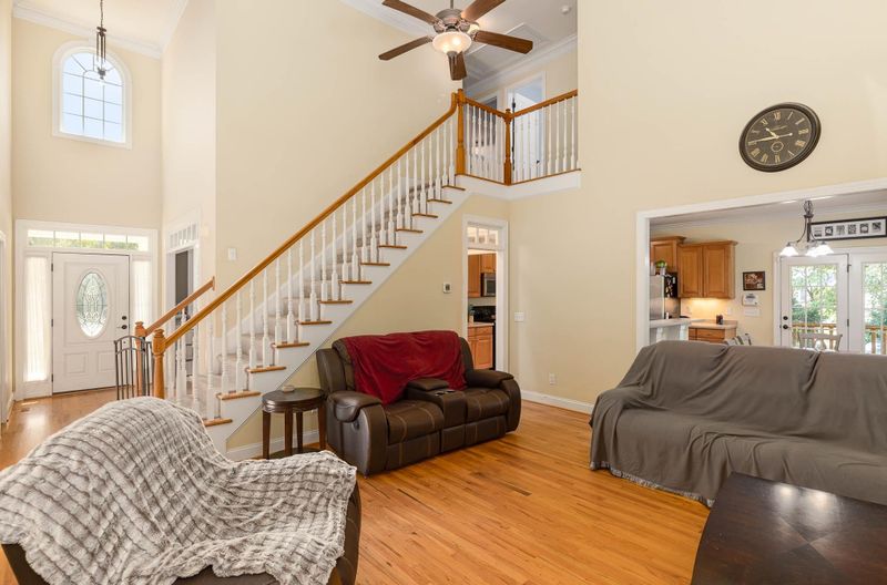 25 Long Leaf Ct, Youngsville, NC 27596