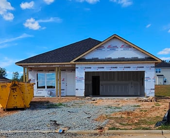 25 Northwood Dr, Fuquay Varina, NC 27526