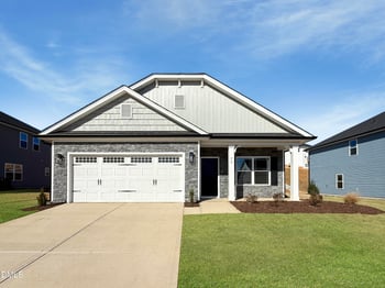 25 Northwood Dr, Fuquay Varina, NC 27526