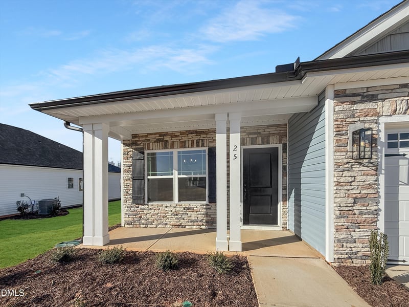 25 Northwood Dr, Fuquay Varina, NC 27526