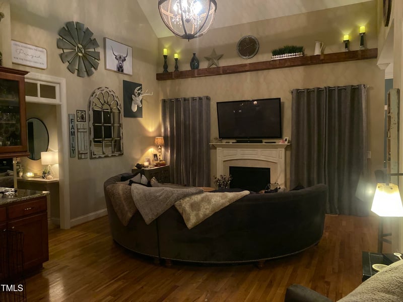 25 Paddy Ln, Youngsville, NC 27596