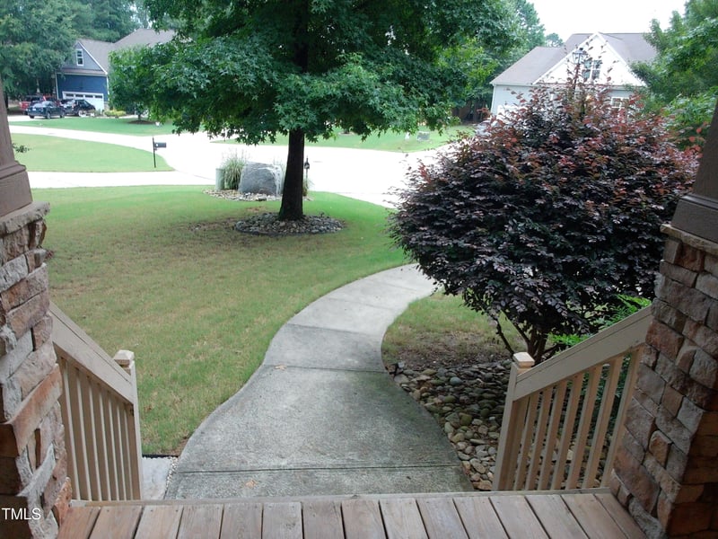 25 Paddy Ln, Youngsville, NC 27596
