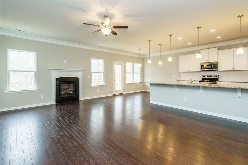 25 Post Oak Dr, Louisburg, NC 27549