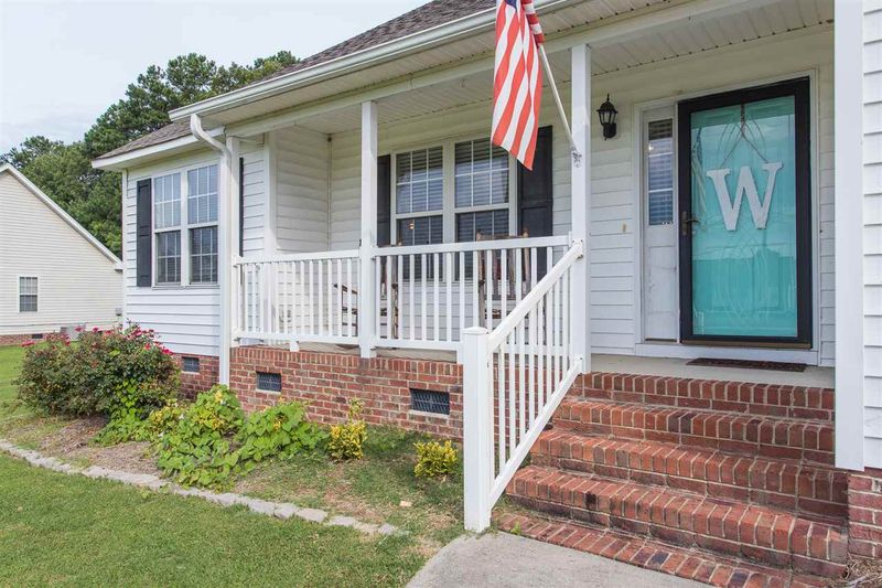 25 Raybon Pl, Youngsville, NC 27596