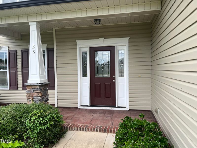 25 River Rock Ct, Clayton, NC 27527