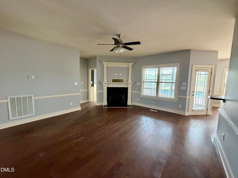 25 Rocky Creek Ln, Benson, NC 27504