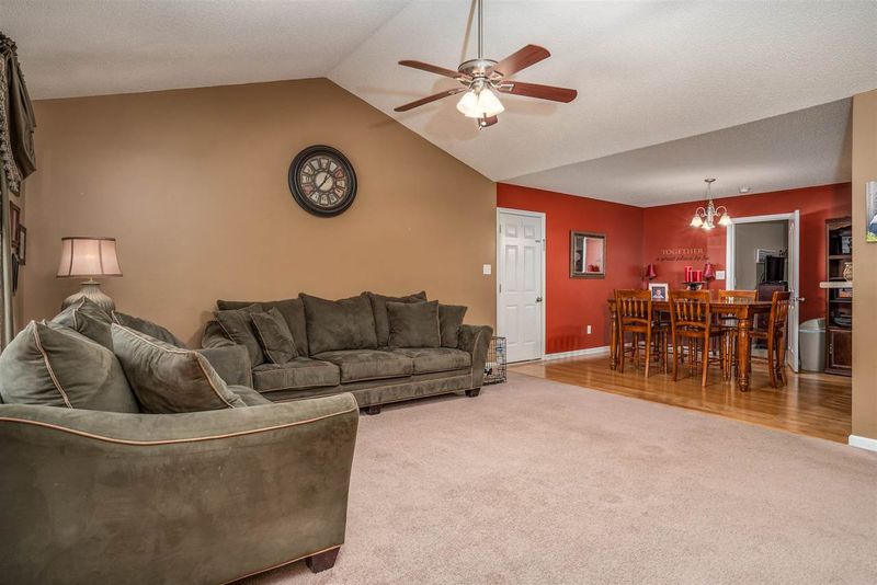 25 Rolling Cloud Dr, Louisburg, NC 27549