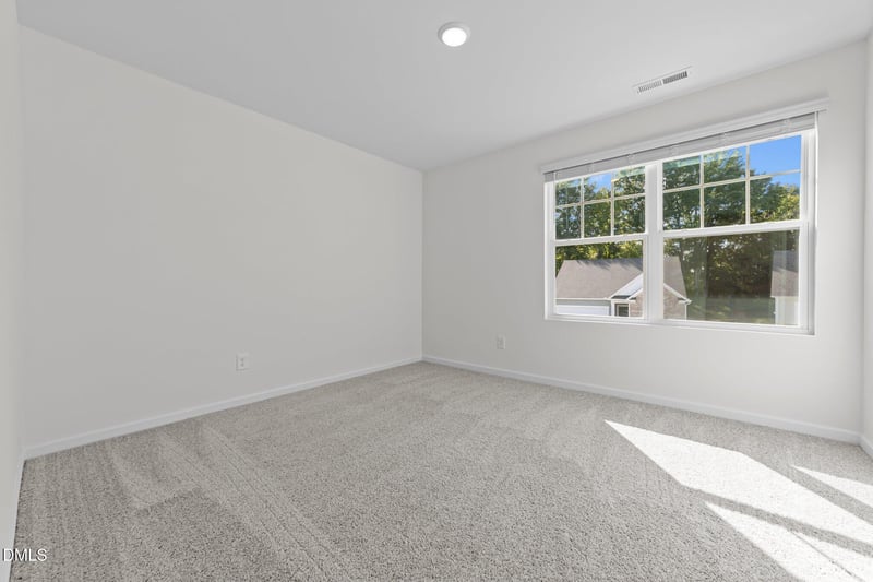 25 Rolling Star Ct, Louisburg, NC 27549