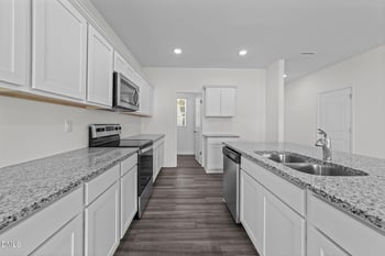 25 Rolling Star Ct, Louisburg, NC 27549